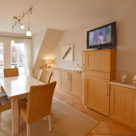 Lorens-de-hahn-str 71, App 8 Apartment *