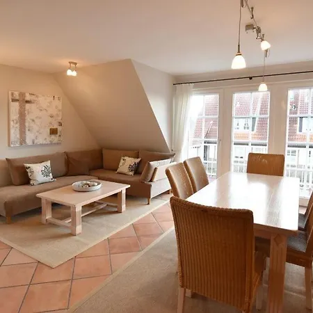 Apartment Lorens-de-hahn-str 71, App 8